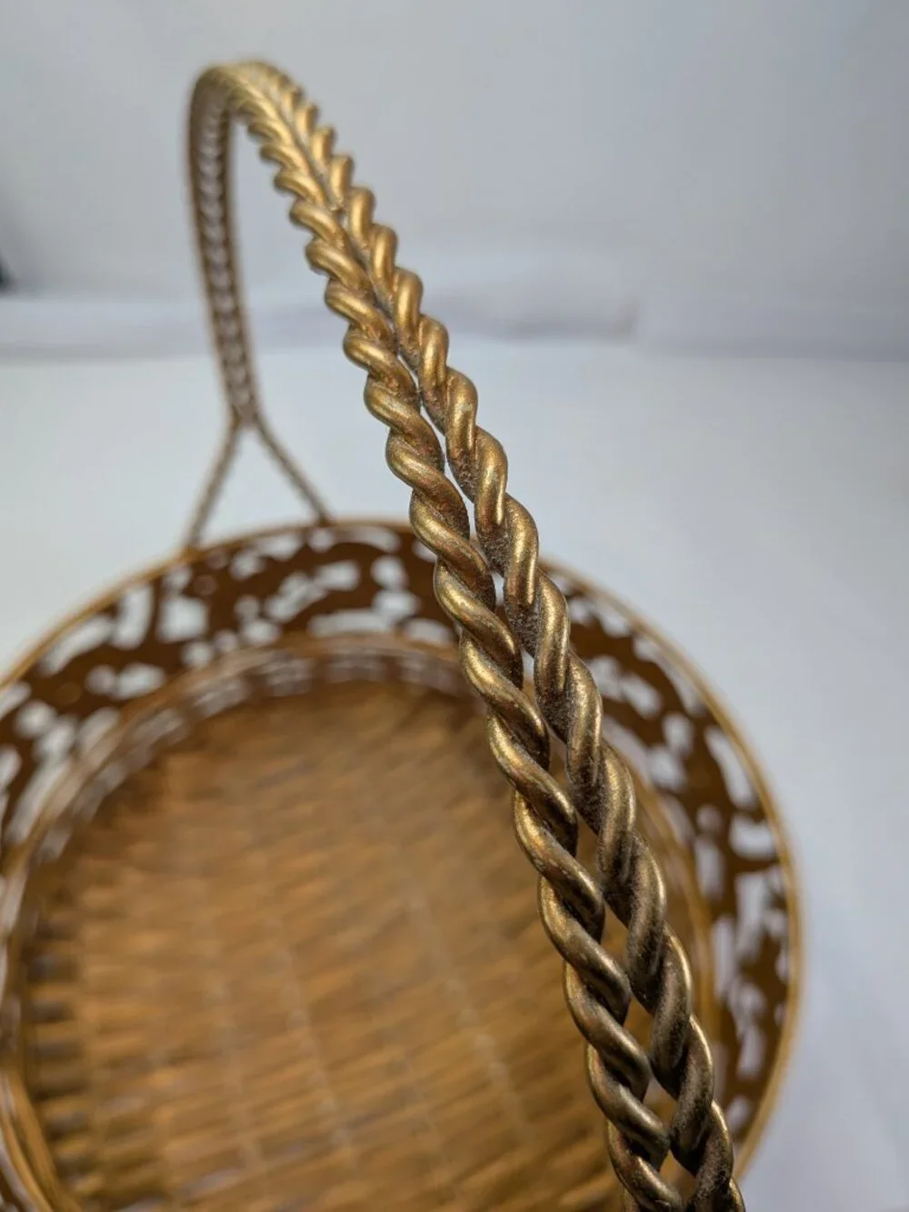 Vintage Warm Metallic Gold Woven Basket Cutout Metal Filigree Fixed Handle